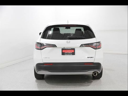 Used 2024 Honda HR-V Sport image 18