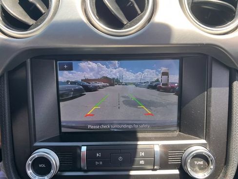 Used 2022 Ford Mustang Premium RWD image 17