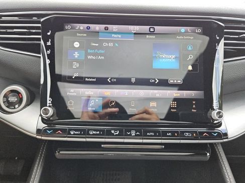 New 2026 Jeep Grand Wagoneer 2WD w/ Premium Group I image 18