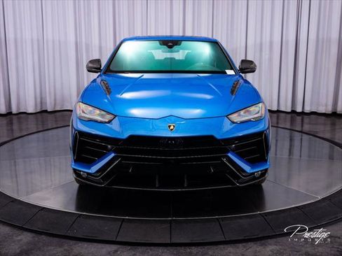 Used 2024 Lamborghini Urus Performante AWD/4WD image 4