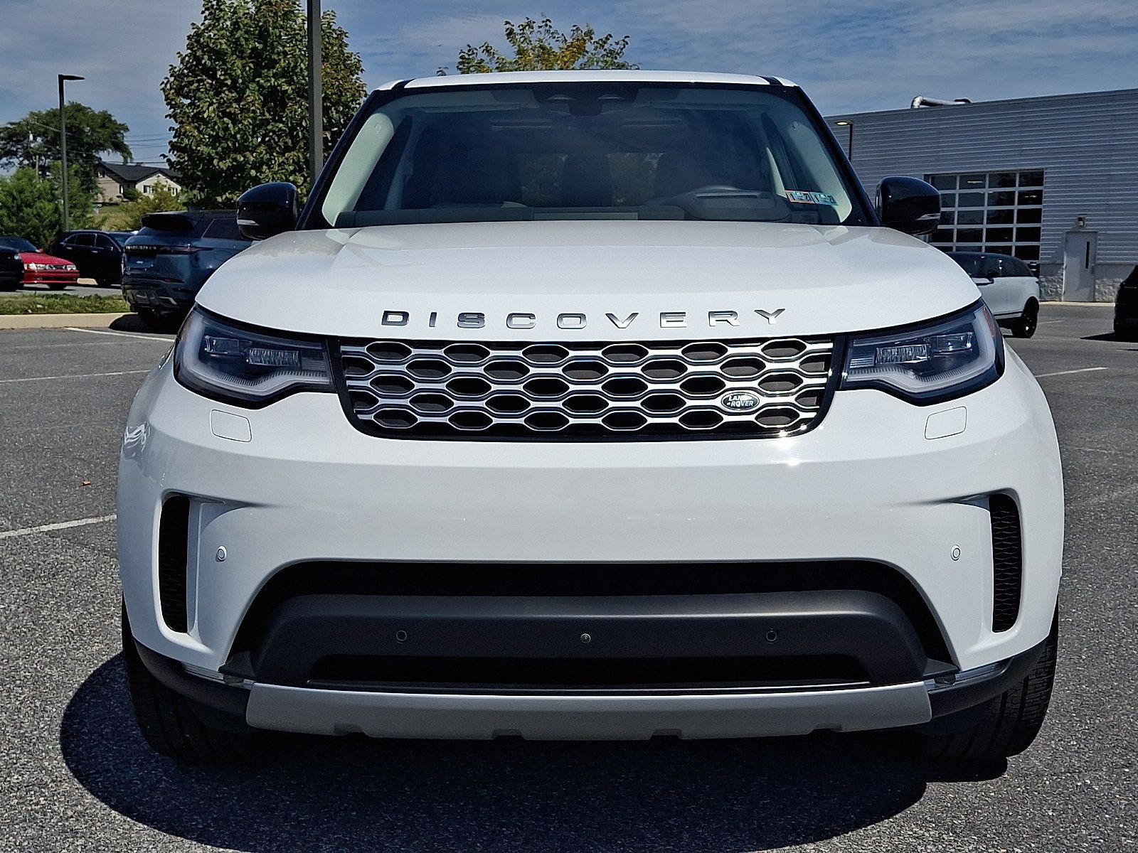 Used 2026 Land Rover Discovery S AWD/4WD image 7