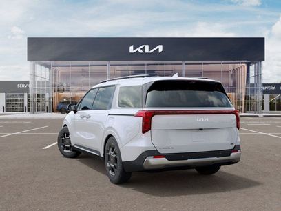 New 2025 Kia Carnival SX