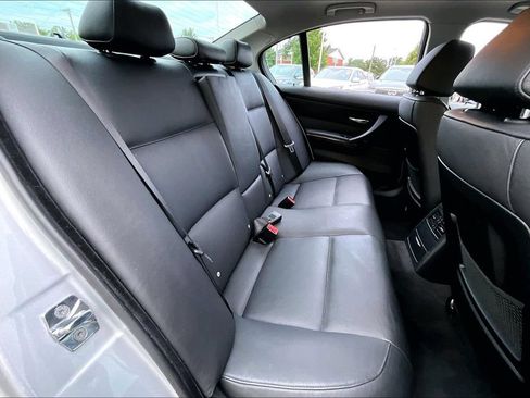Used 2008 BMW 328i Sedan RWD image 30