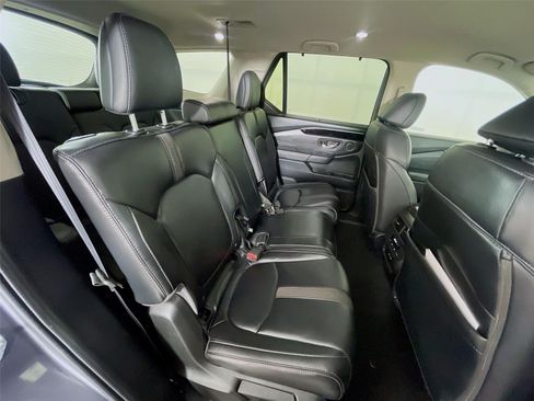 Certified 2024 Honda Pilot EX-L image 32