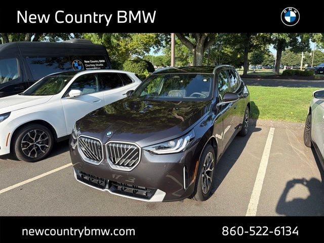 Used 2026 BMW X3 xDrive30i w/ Premium Package AWD/4WD image 3