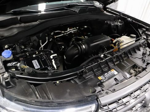 Certified 2023 Ford Explorer XLT w/ Equipment Group 202A image 18