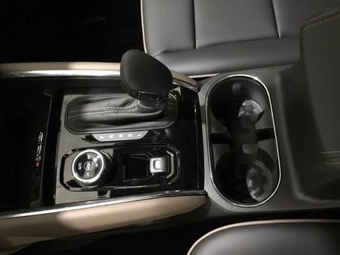 New 2026 GMC Canyon Denali AWD/4WD image 33