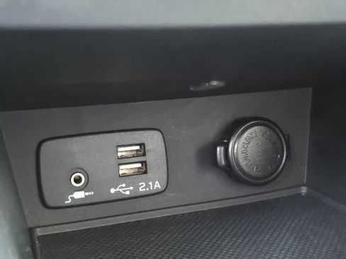 Used 2023 Subaru Crosstrek 2.0i Premium image 33