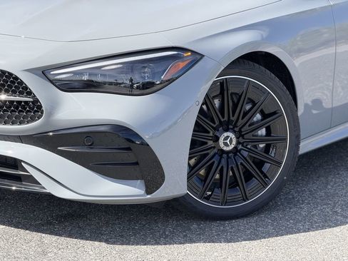 New 2026 Mercedes-Benz CLE 450 4MATIC Coupe image 4