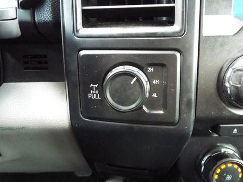 Used 2018 Ford F150 XL w/ Equipment Group 101A Mid AWD/4WD image 14