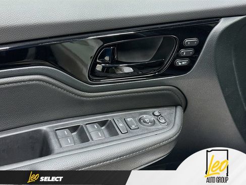Used 2024 Honda Odyssey Elite image 20