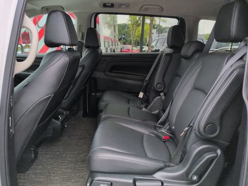 Used 2026 Honda Odyssey EX-L image 13