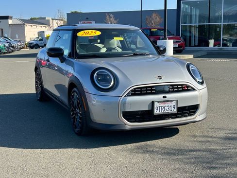 Used 2025 MINI Cooper S image 7