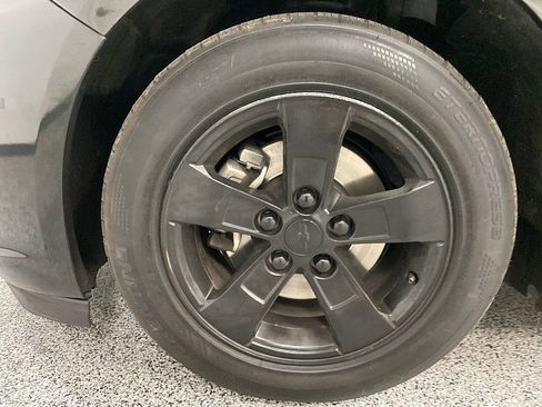 Used 2014 Chevrolet Malibu LS image 22