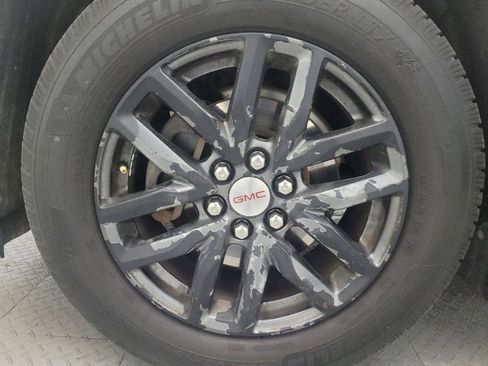 Used 2018 GMC Acadia SLT image 31