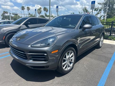 Used 2019 Porsche Cayenne E-Hybrid AWD/4WD image 1