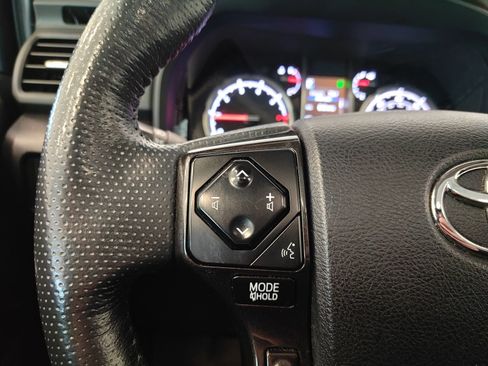 Used 2024 Toyota 4Runner TRD Off-Road Premium w/ Off Road Premium Plus Package AWD/4WD image 30
