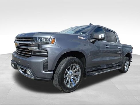 Used 2019 Chevrolet Silverado 1500 High Country w/ Technology Package AWD/4WD image 5
