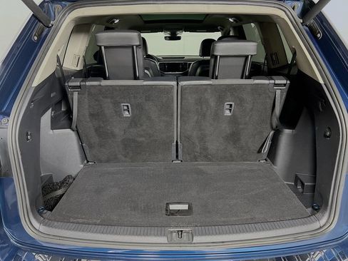 Used 2018 Volkswagen Atlas SEL w/ R-Line Package AWD/4WD image 26