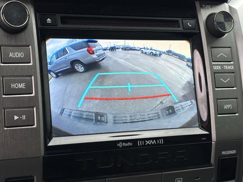 Used 2017 Toyota Tundra SR5 w/ SR5 Upgrade Package image 10