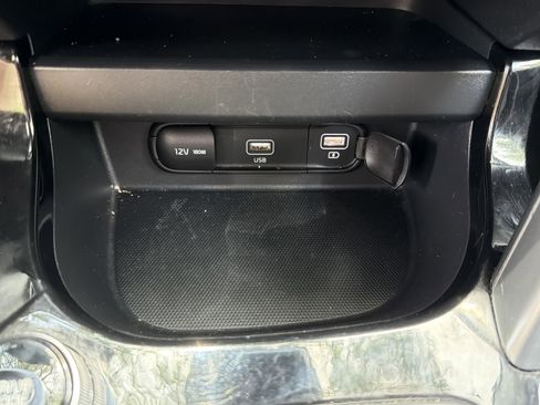 Used 2022 Kia Seltos Nightfall Edition AWD/4WD image 16