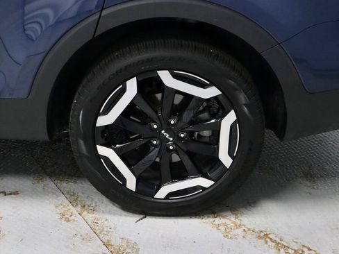 Used 2023 Kia Telluride S AWD/4WD image 19