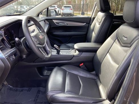 Used 2019 Cadillac XT5 Luxury image 22