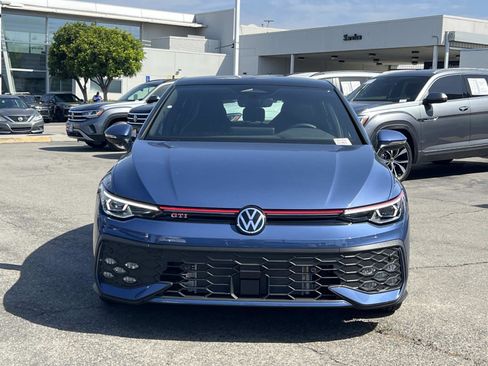 New 2026 Volkswagen GTI SE FWD image 4