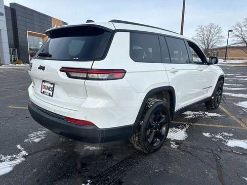 Used 2024 Jeep Grand Cherokee L Laredo image 12