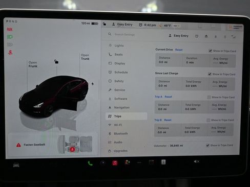 Used 2023 Tesla Model 3 Standard Range image 30