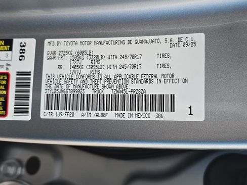Used 2025 Toyota Tacoma SR5 AWD/4WD image 35