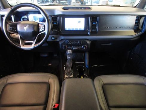 Certified 2022 Ford Bronco Black Diamond w/ Sasquatch Package image 20