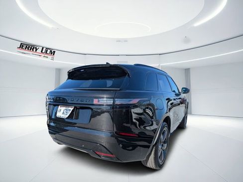 Used 2025 Land Rover Range Rover Velar Dynamic SE image 3