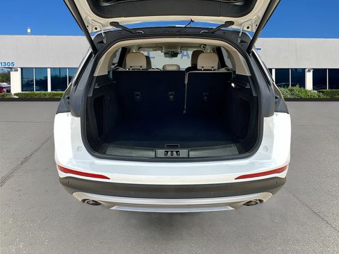 Used 2025 Lincoln Corsair Reserve FWD image 25