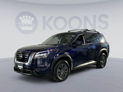 Used 2023 Nissan Pathfinder SV w/ Cargo Package