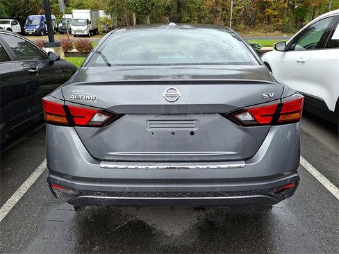 Used 2021 Nissan Altima 2.5 SV image 8