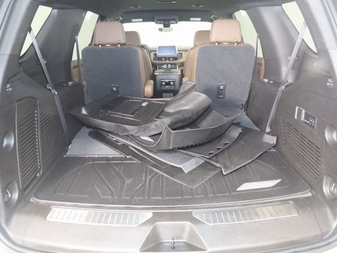 Used 2021 Chevrolet Tahoe High Country image 48