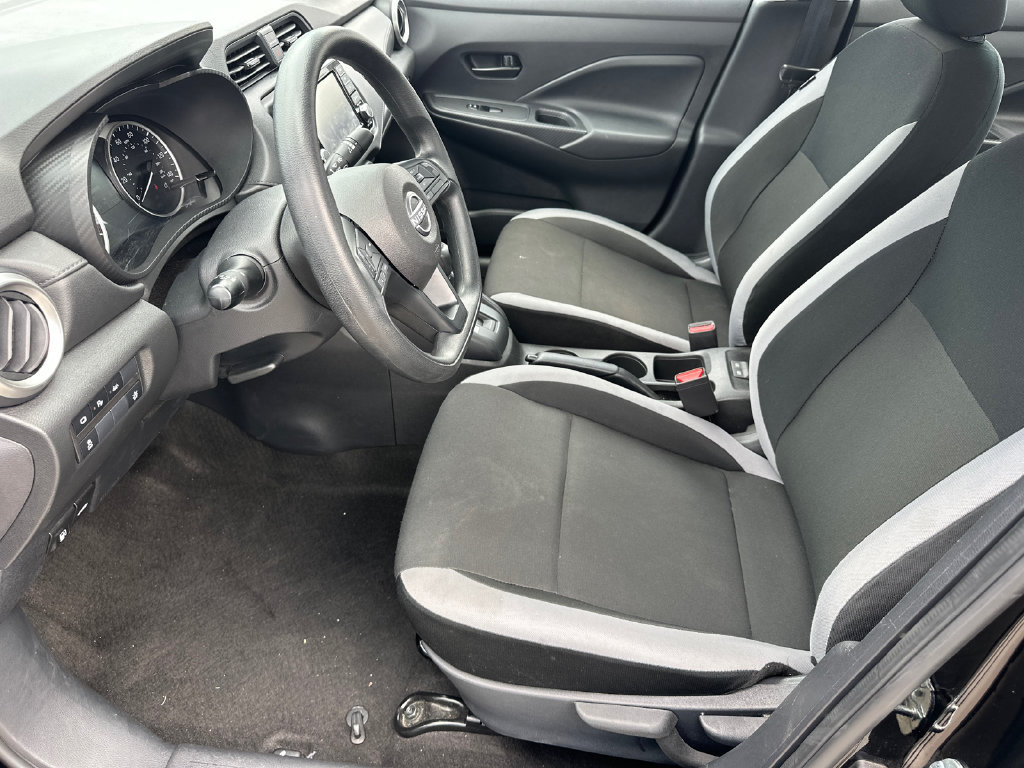 Used 2025 Nissan Versa S w/ Trunk Package FWD image 9