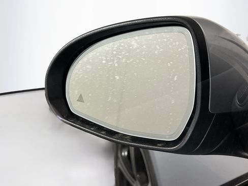 Used 2022 Mercedes-Benz C 300 Sedan w/ Exclusive Trim Package image 16
