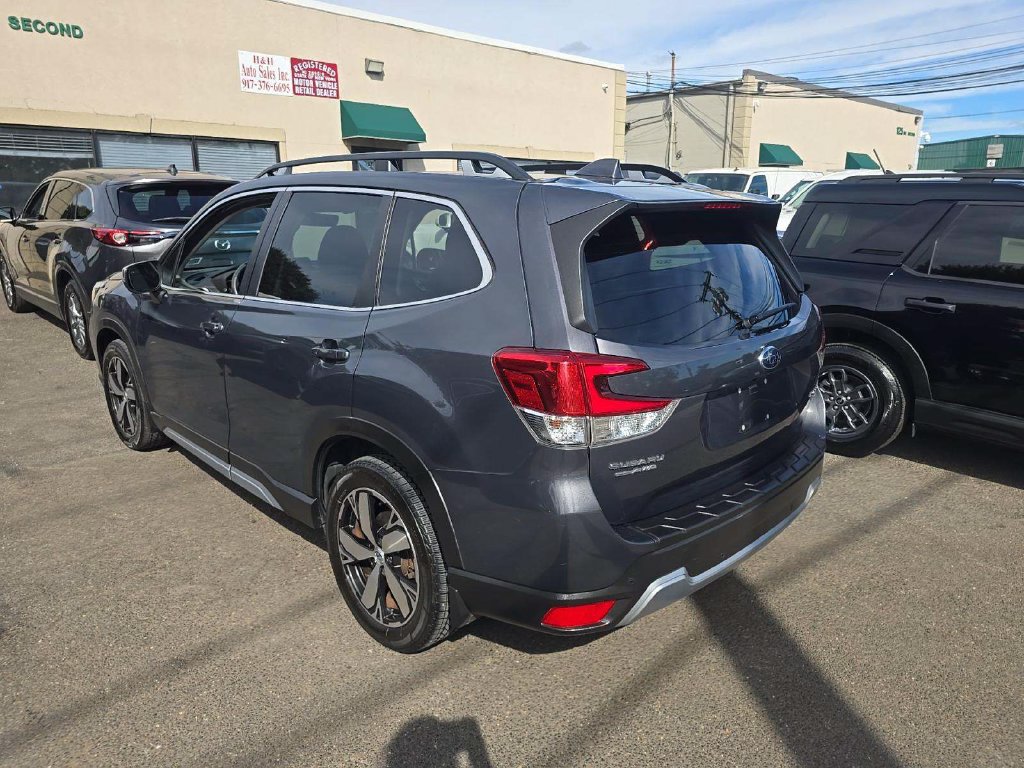 Used 2021 Subaru Forester Touring AWD/4WD image 3