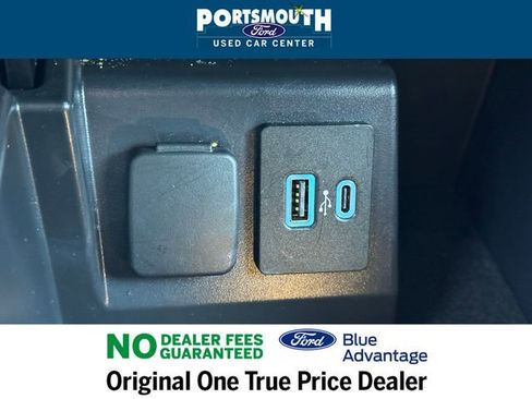 Used 2021 Ford Explorer XLT image 13