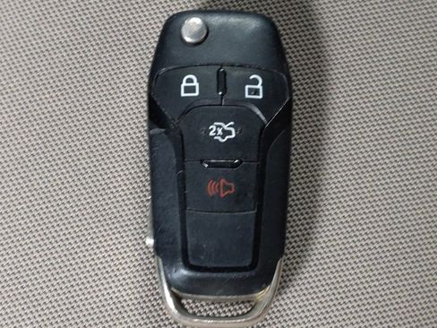 Used 2020 Ford Explorer 2WD image 32