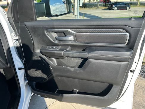 Used 2025 RAM 1500 Big Horn AWD/4WD image 6