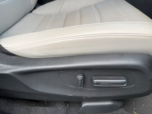 Used 2024 Honda CR-V EX-L image 25