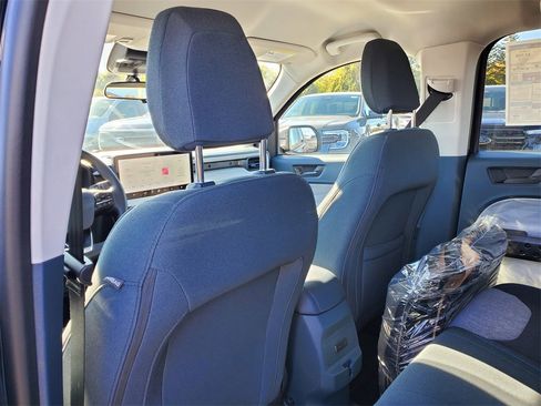 New 2025 Ford Maverick XLT image 27