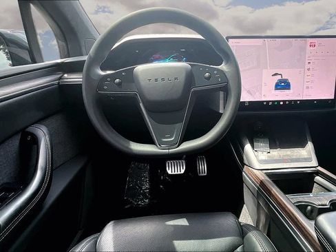 Used 2024 Tesla Model X AWD/4WD image 8