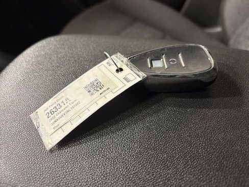 Used 2022 Chevrolet Equinox LT image 24