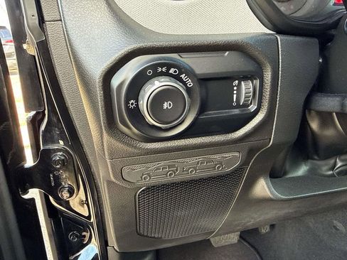 Used 2024 Jeep Wrangler Sport S image 21