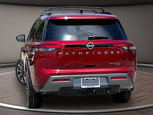 New 2026 Nissan Pathfinder Platinum AWD/4WD image 4