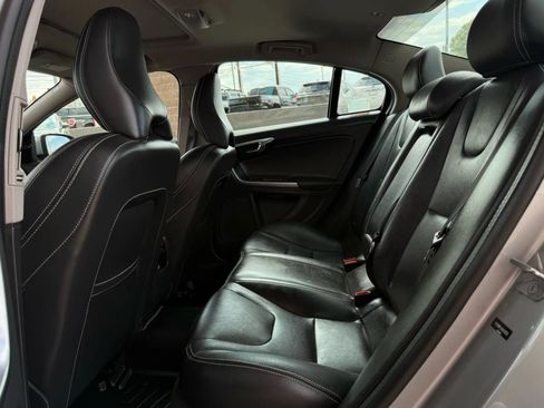 Used 2017 Volvo S60 T5 Dynamic w/ Vision Package image 42